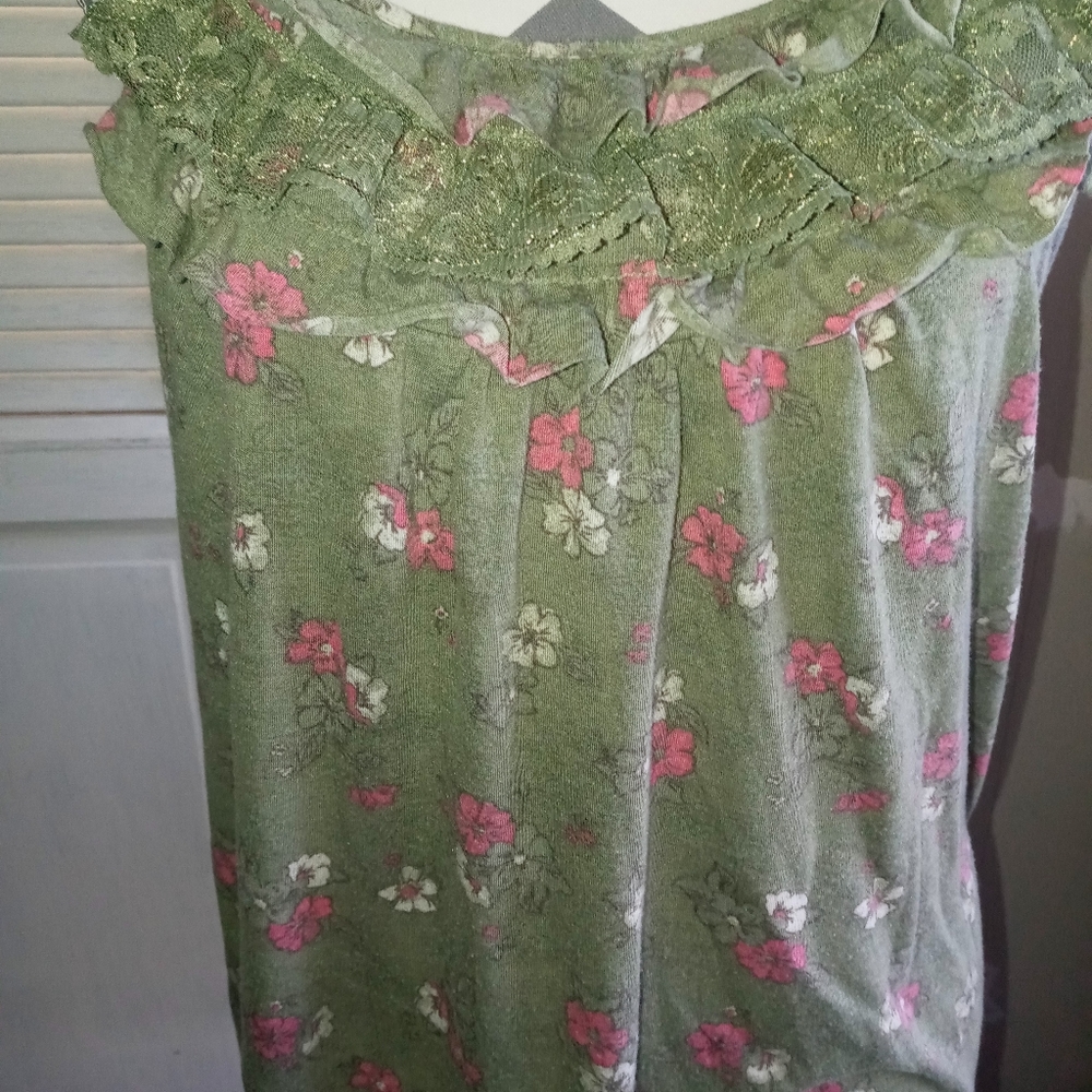 Decree xl tank top washed out green color